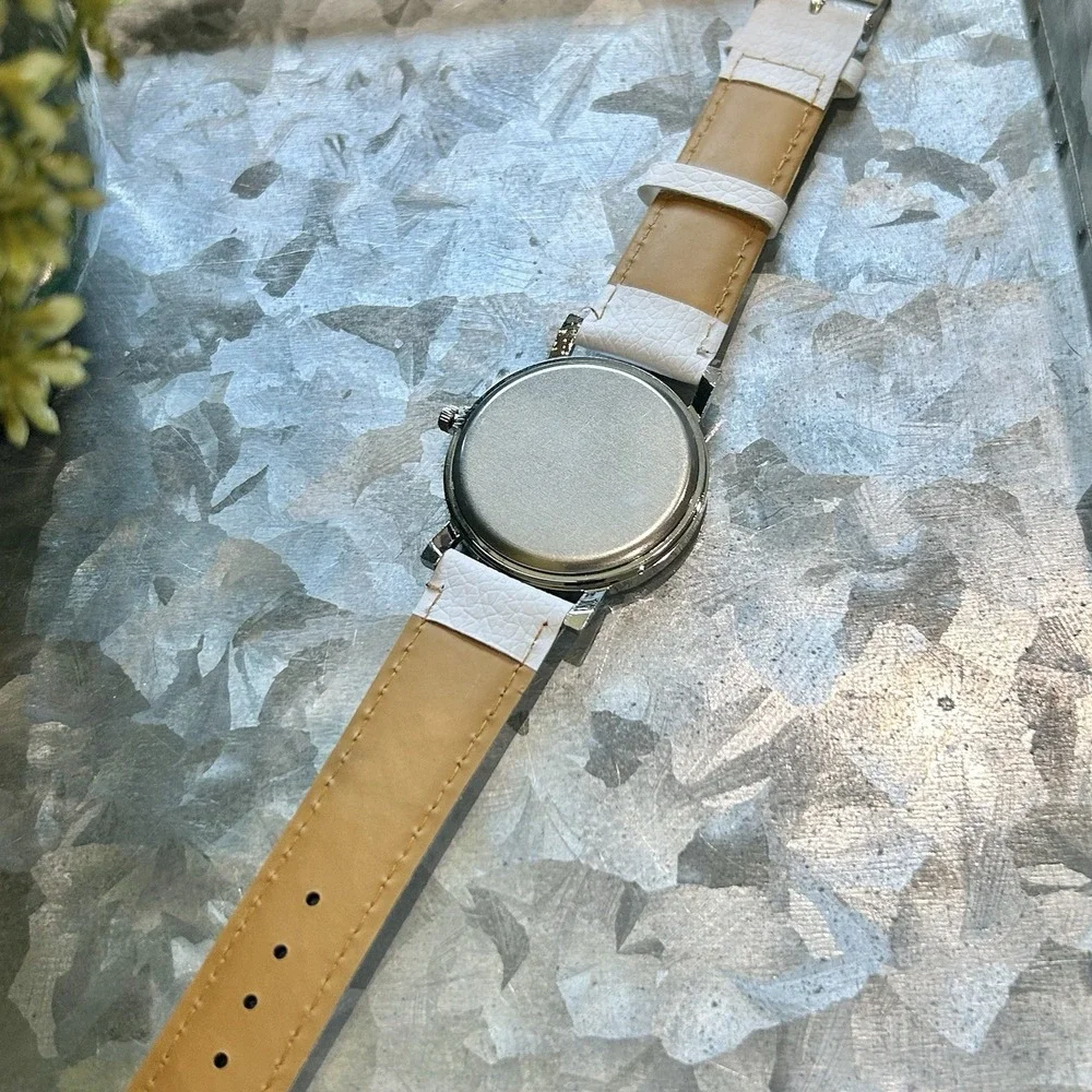 Geneva‎ Unisex White Watch Silver Styled Casing With Brown Backing NEW
